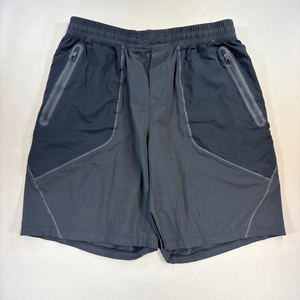 Lululemon Schema Athletic Shorts Mens Large Black Gym Training Hiking Flaw